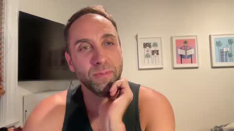 Snapshot of gilber10101 chatting on November 6, 2025, 1:39 am gilber10101 online show from November 6, 2025, 1:39 am