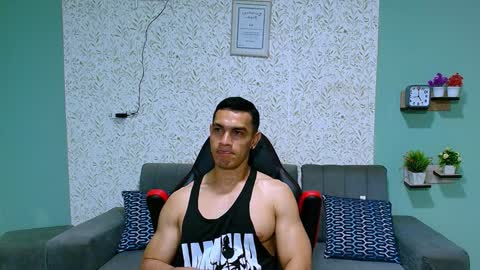 GILBERT online show from January 28, 2025, 11:28 pm