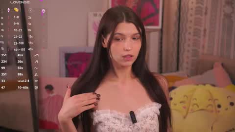 Mia online show from February 22, 2026, 8:13 am