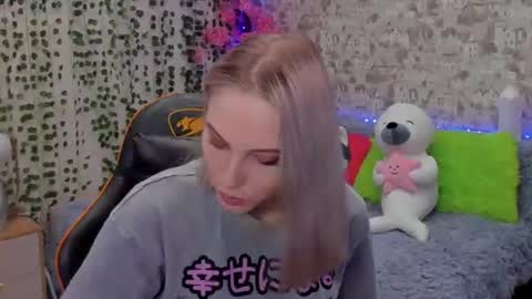 Snapshot of gina_lovelyy chatting on June 26, 2026, 3:00 am Gina online show from June 26, 2026, 3:00 am