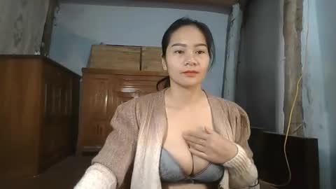 gina_sugar online show from December 15, 2025, 9:41 pm