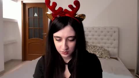 Kate online show from January 5, 2025, 2:30 pm