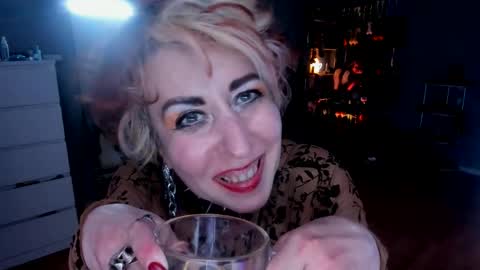 Snapshot of ginamiracle chatting on May 13, 2026, 6:05 pm Gina Moor online show from May 13, 2026, 6:05 pm