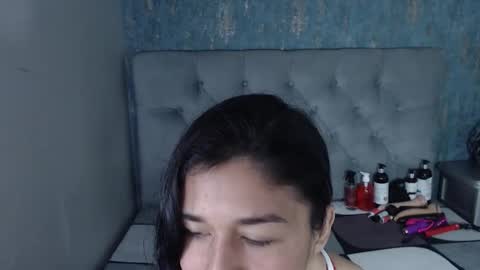 Snapshot of ginasailor chatting on February 19, 2026, 2:18 am ginasailor online show from February 19, 2026, 2:18 am