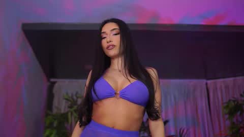 Gina online show from January 17, 2026, 7:39 pm