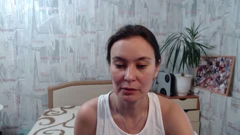 Snapshot of ginaxsoulah__ chatting on October 3, 2025, 9:28 am ginaxsoulah   online show from October 3, 2025, 9:28 am