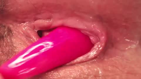 Snapshot of ginebra_nova chatting on February 21, 2026, 5:30 am Ginebra Nova online show from February 21, 2026, 5:30 am