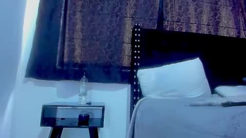 Miss online show from September 10, 2025, 9:15 pm