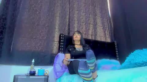 Miss online show from October 26, 2025, 7:42 pm