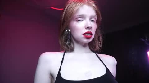        im expecting 350 thumbs up on my altar   online show from November 7, 2025, 10:10 pm