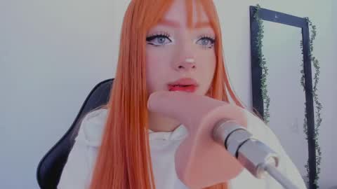 Kloe online show from May 1, 2026, 3:33 am