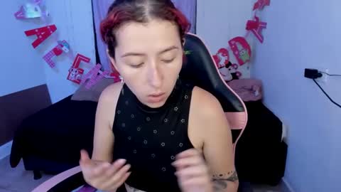 Snapshot of ginger_sweetty chatting on February 14, 2025, 11:09 pm Ginger online show from February 14, 2025, 11:09 pm