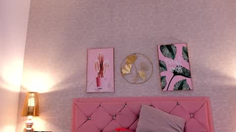 Ginger online show from January 18, 2025, 10:39 pm