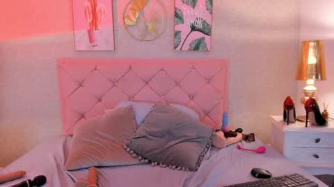 Ginger online show from March 2, 2025, 10:48 pm