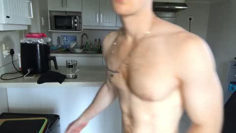 Snapshot of gingerboy_69 chatting on January 21, 2025, 12:18 pm Jay online show from January 21, 2025, 12:18 pm