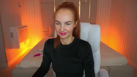 GinegerGazee online show from October 22, 2025, 6:57 am