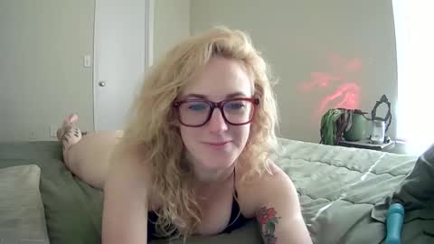 Snapshot of gingergrand chatting on September 19, 2025, 9:48 pm GingerGrand online show from September 19, 2025, 9:48 pm