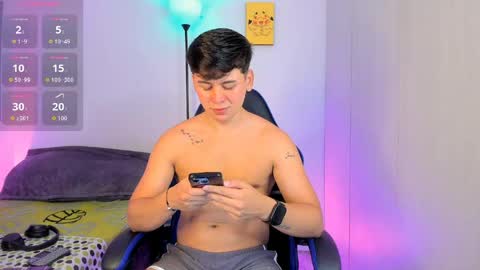 Snapshot of gingertwink_n chatting on May 17, 2026, 11:12 pm Josh Mills online show from May 17, 2026, 11:12 pm