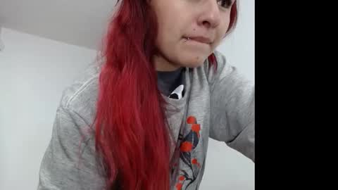 GinniWest  online show from October 7, 2025, 5:59 am