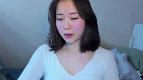 Snapshot of ginnycherry chatting on April 19, 2026, 11:51 pm Ginny online show from April 19, 2026, 11:51 pm