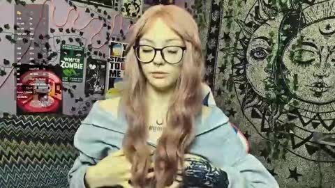 Ginny online show from October 4, 2025, 3:43 pm