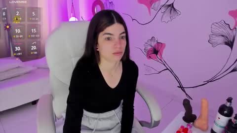 Kendall online show from December 20, 2025, 1:29 pm