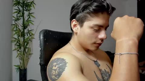 Snapshot of gio_russo chatting on February 14, 2025, 5:25 pm GioRusso online show from February 14, 2025, 5:25 pm