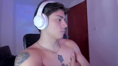 Snapshot of gio_russo chatting on September 8, 2025, 9:47 pm GioRusso online show from September 8, 2025, 9:47 pm