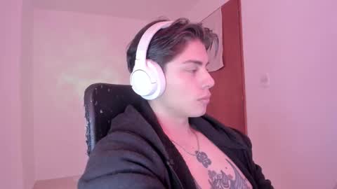 Snapshot of gio_russo chatting on September 14, 2025, 4:39 pm GioRusso online show from September 14, 2025, 4:39 pm