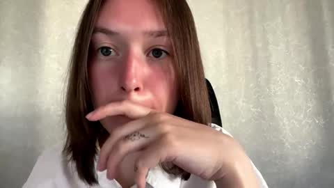 Melisa online show from May 2, 2026, 1:10 am