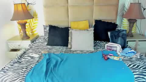 Gipsy online show from December 4, 2025, 6:49 pm