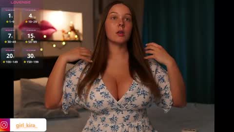 girl kira  online show from April 25, 2026, 7:33 pm