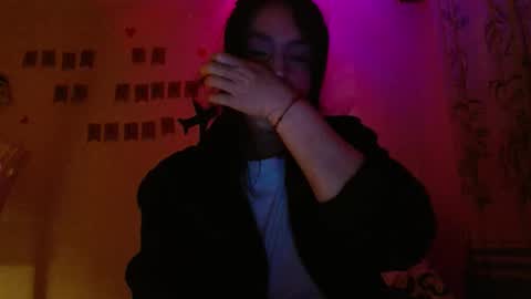 Snapshot of girl_marvel1 chatting on November 7, 2025, 6:02 am Alejandra online show from November 7, 2025, 6:02 am