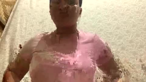 Snapshot of girl_sheralynx chatting on February 23, 2025, 9:22 am im sheralyn online show from February 23, 2025, 9:22 am