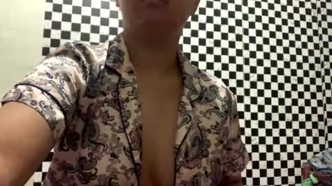Snapshot of girl_sheralynx chatting on February 24, 2025, 11:41 pm im sheralyn online show from February 24, 2025, 11:41 pm