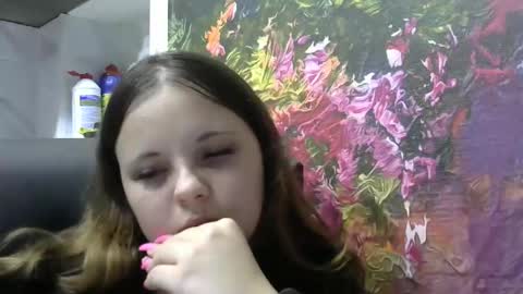 girl_shy07 online show from November 27, 2025, 9:06 pm