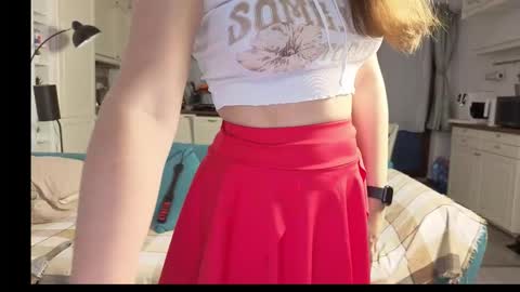 Girlfriend online show from October 26, 2025, 3:29 pm