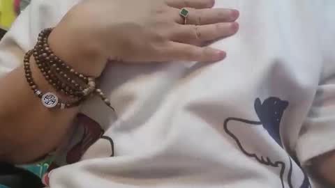 girlhanoi online show from January 19, 2026, 1:26 pm