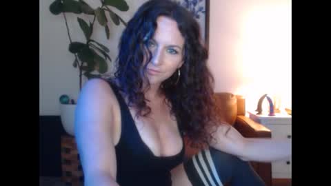 Girlnexxxdoor online show from April 19, 2026, 2:22 am