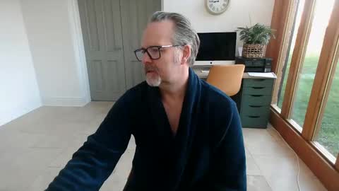 Snapshot of girlsandbikes chatting on January 3, 2025, 10:52 am girlsandbikes online show from January 3, 2025, 10:52 am