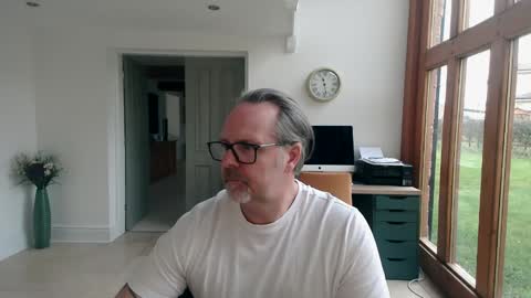 Snapshot of girlsandbikes chatting on January 23, 2025, 11:26 am girlsandbikes online show from January 23, 2025, 11:26 am