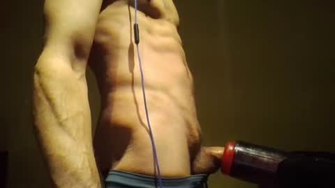 girlscumwithme33 online show from April 13, 2026, 6:24 pm