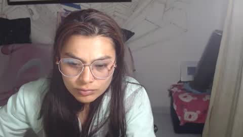 Snapshot of girlsex_hot chatting on June 3, 2026, 2:36 am girlsex_hot online show from June 3, 2026, 2:36 am