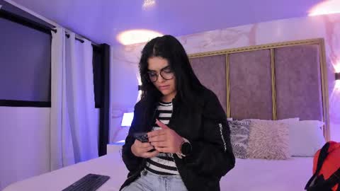Snapshot of giselamaru chatting on July 26, 2026, 10:11 am online show from July 26, 2026, 10:11 am