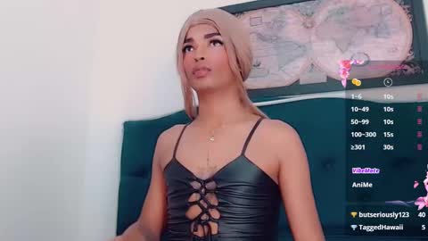 Snapshot of gisele_fox chatting on January 18, 2025, 12:46 am Gisel online show from January 18, 2025, 12:46 am