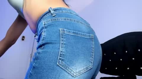 Gisell online show from April 13, 2026, 2:00 pm