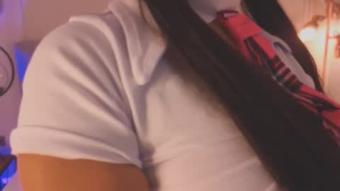 Snapshot of gisselle_palmer chatting on March 5, 2025, 7:38 pm   online show from March 5, 2025, 7:38 pm
