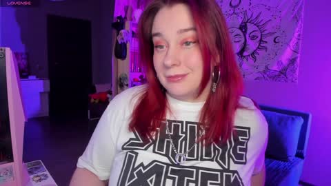 AlexaMillis online show from December 8, 2024, 9:52 pm