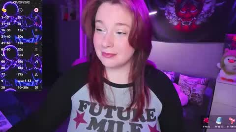 AlexaMillis online show from October 10, 2025, 9:58 pm