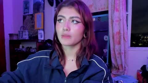 Snapshot of giulietta_mon chatting on December 2, 2024, 3:58 am Giulietta online show from December 2, 2024, 3:58 am